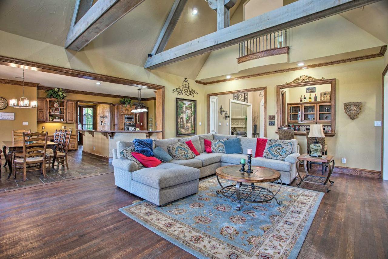 Lavish Celina Home With Patio And Game Room! Extérieur photo